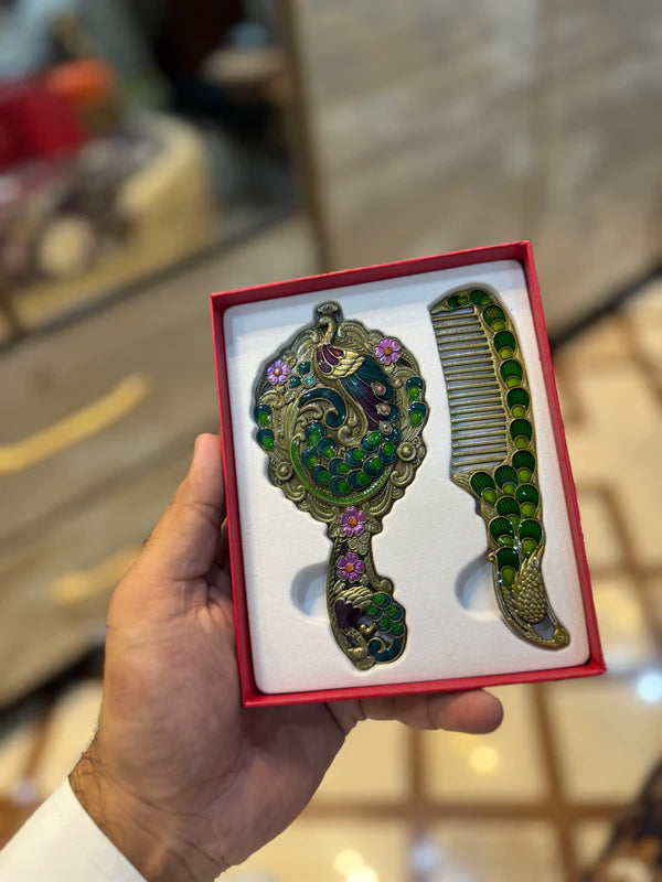 Golden Mirror & Comb