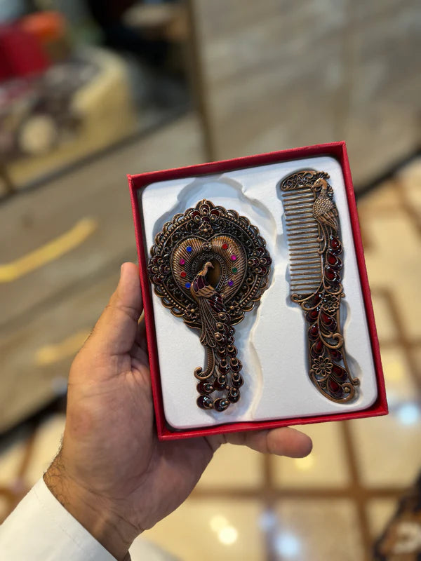 Golden Mirror & Comb