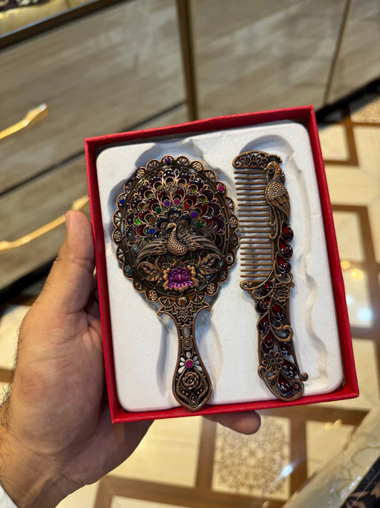 Golden Mirror & Comb