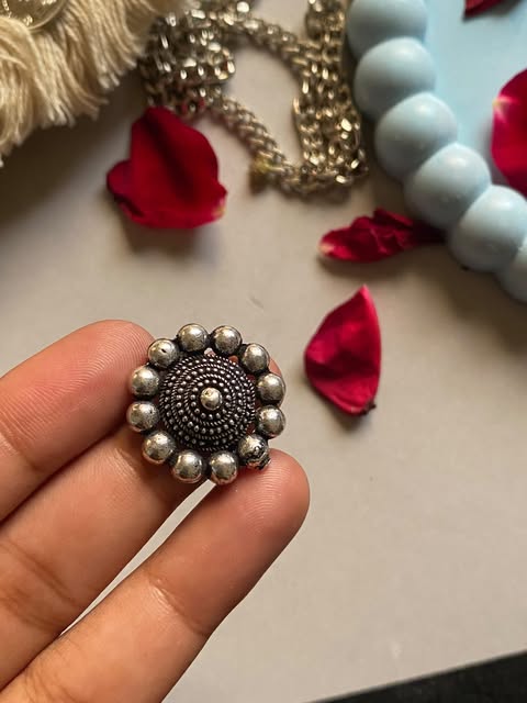 Small Oxidized Ring